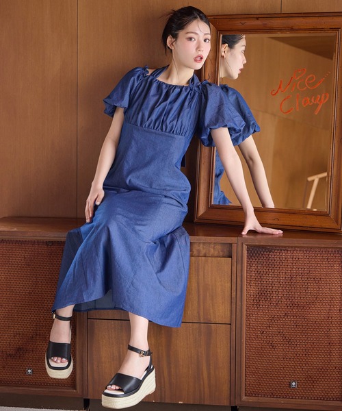 one after another NICE CLAUP（ワンアフターアナザーナイスクラップ）の「袖ボリュームワンピース（ワンピース・レディース・レッド/オフホワイト/ブルー/ブラック・FREE）」の14枚目の写真