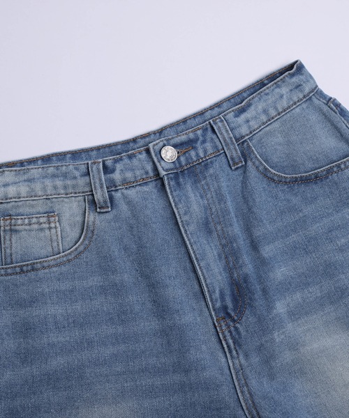 AMELY(エミリー)の「バックハートストレートデニム(デニムパンツ・レディース・ブルー/ブラック・L/M/S)」の13枚目の写真