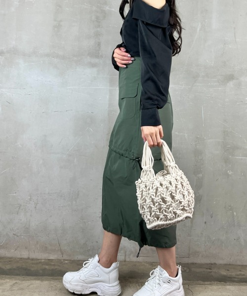 Loco Ocean(ロコオーシャン)の「【マクラメ編み】巾着付き ロープバッグ / ハンドバッグ(トートバッグ・レディース・ベージュ/ホワイト/グリーン/ブラック・ONE SIZE)」の6枚目の写真