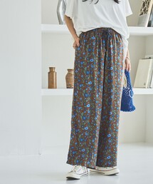 coen（コーエン）の「オータムフラワープリントイージーワイドパンツ（その他パンツ）」