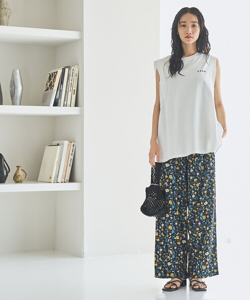 coen（コーエン）の「オータムフラワープリントイージーワイドパンツ（その他パンツ・レディース・ブラウン/ネイビー/ブラック・M/L）」の9枚目の写真