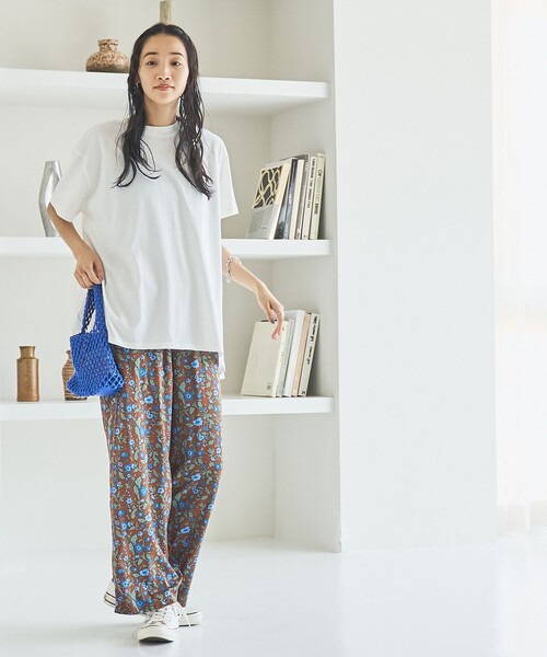 coen（コーエン）の「オータムフラワープリントイージーワイドパンツ（その他パンツ・レディース・ブラウン/ネイビー/ブラック・M/L）」の19枚目の写真