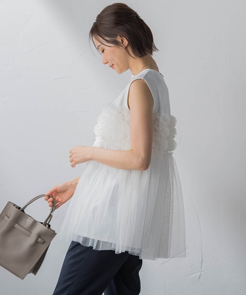 LAUTREAMONT(ロートレアモン)の「【一部店舗&WEB限定】フリルチュールノースリカットソー(Tシャツ/カットソー・レディース・オフホワイト/ブラック・9号)」の8枚目の写真