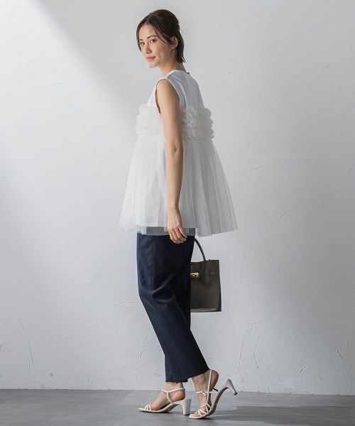 LAUTREAMONT(ロートレアモン)の「【一部店舗&WEB限定】フリルチュールノースリカットソー(Tシャツ/カットソー・レディース・オフホワイト/ブラック・9号)」の5枚目の写真