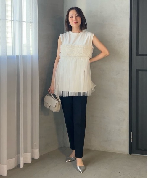 LAUTREAMONT(ロートレアモン)の「【一部店舗&WEB限定】フリルチュールノースリカットソー(Tシャツ/カットソー・レディース・オフホワイト/ブラック・9号)」の15枚目の写真