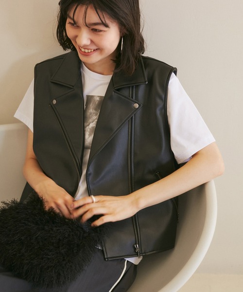 ROPE' PICNIC（ロペピクニック）の「シンセティックレザーノースリーブジャケット（ライダースジャケット・レディース・ブラック・38）」の8枚目の写真
