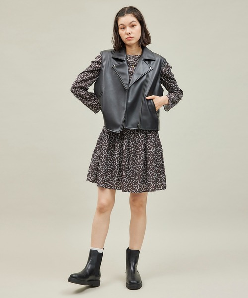 ブラック ノースリーブライダースジャケット セール】シンセティックレザーノースリーブジャケット（ライダース