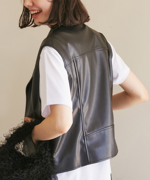 ROPE' PICNIC(ロペピクニック)の「シンセティックレザーノースリーブブルゾン(ライダースジャケット・レディース・ブラック・38)」の13枚目の写真