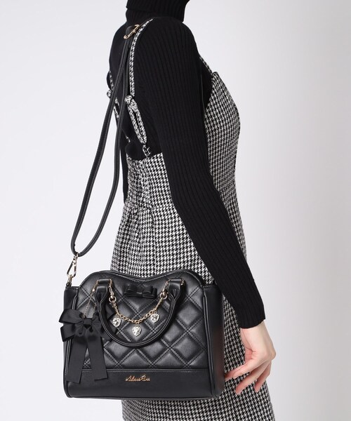 最終お値下げ　ハワイアンキルト　横長　バッグ　バス　2WAY　革タグチャーム付 ハワイアンキルト バッグ 横長 2WAY ファスナーバッグ 革タグチャーム付