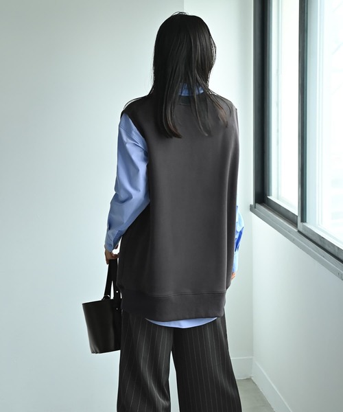 STYLE DELI(スタイルデリ)の「【BLK001】リラックスノースリカットソー(ベスト・レディース・杢グレー/スミクロ・FREE)」の10枚目の写真