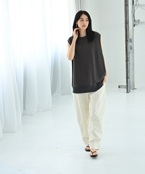 STYLE DELI(スタイルデリ)の「【BLK001】リラックスノースリカットソー(ベスト・レディース・杢グレー/スミクロ・FREE)」の18枚目の写真