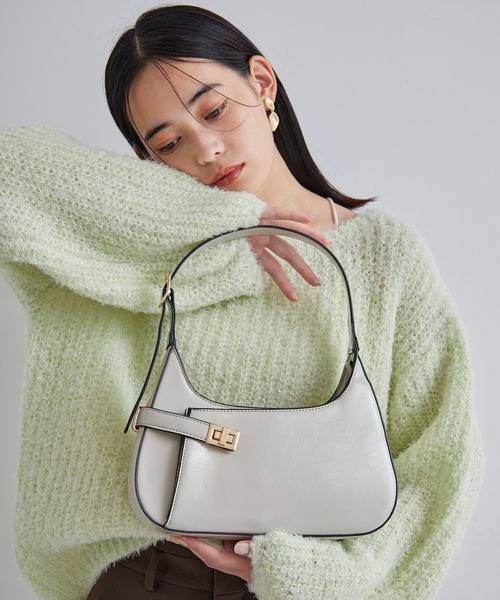 VIS(ビス)の「フロントポケットワンショルダーバッグ(ハンドバッグ・レディース・キナリ/ブラック・FREE)」の6枚目の写真