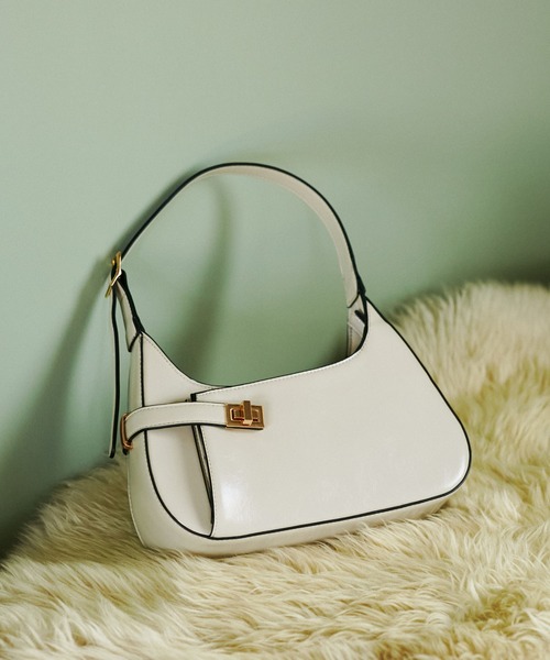 VIS(ビス)の「フロントポケットワンショルダーバッグ(ハンドバッグ・レディース・キナリ/ブラック・FREE)」の9枚目の写真