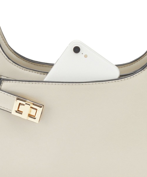 VIS(ビス)の「フロントポケットワンショルダーバッグ(ハンドバッグ・レディース・キナリ/ブラック・FREE)」の18枚目の写真