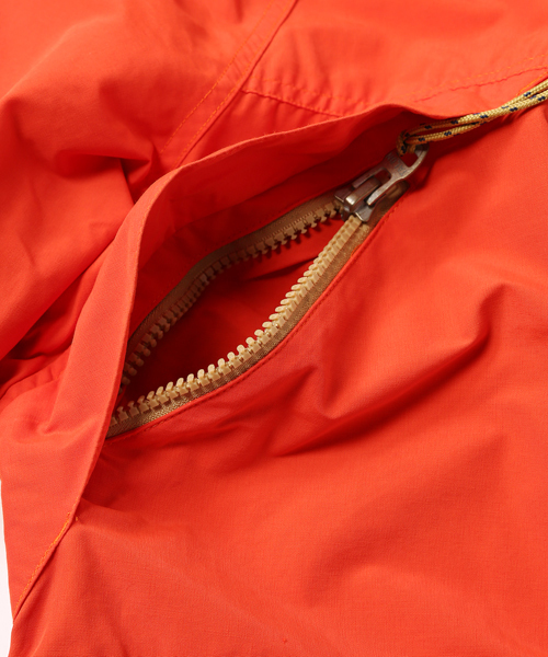 POLO RALPH LAUREN(ポロ ラルフ ローレン)の「フーデッド トレッキング ジャケット(マウンテンパーカー・メンズ・ブルー/オレンジ・SMALL/X-SMALL/MEDIUM/LARGE)」の13枚目の写真