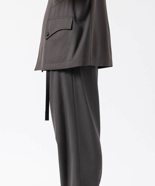 UJOH（ウジョー）の「【UJOH HOMME/ウジョーオム】Curve Stand Collar Blouson（ブルゾン・メンズ・ネイビー/グレー・4）」の14枚目の写真