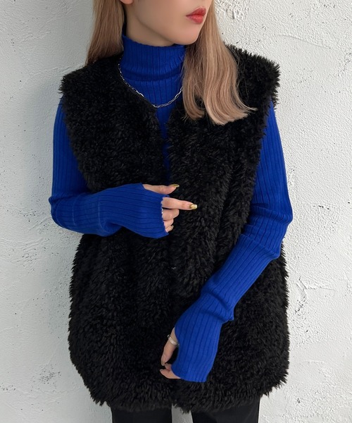 apres jour mignon(アプレジュールミニョン)の「タートルネックフィンガーホールニット【ZOZOTOWN限定アイテム】(ニット/セーター・レディース・アイボリー/ブラック/ブルー/グリーン系その他/ブルー系その他/オレンジ/マスタード/レッド・X-LARGE/フリー)」の14枚目の写真