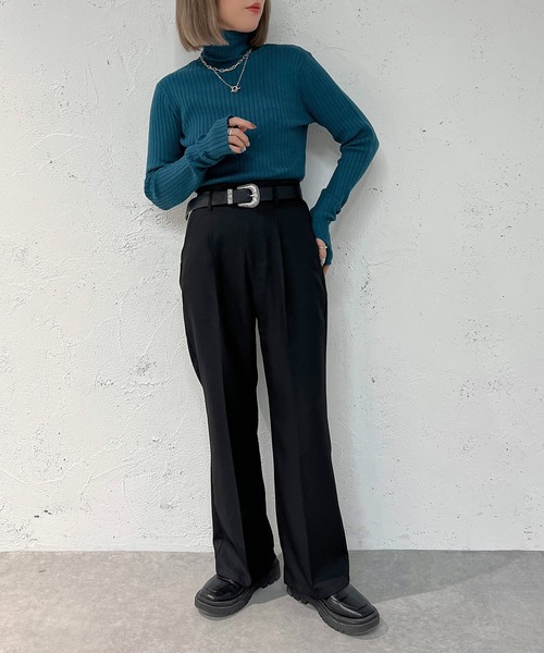 apres jour mignon(アプレジュールミニョン)の「タートルネックフィンガーホールニット【ZOZOTOWN限定アイテム】(ニット/セーター・レディース・アイボリー/ブラック/ブルー/グリーン系その他/ブルー系その他/オレンジ/マスタード/レッド・X-LARGE/フリー)」の18枚目の写真