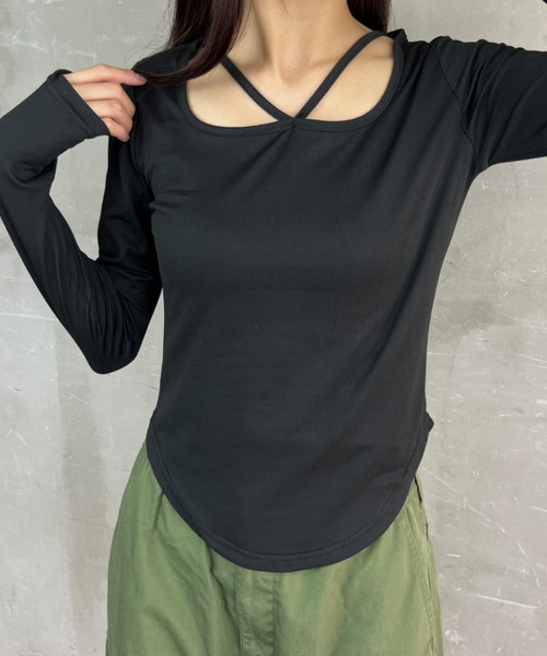 ｔｏｌｅｎｅ（トレネ）の「スクエアネックストラップカットソー（Tシャツ/カットソー・レディース・ブラック/アイボリー・FREE）」の2枚目の写真