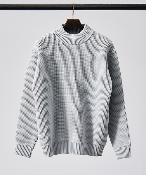 ABAHOUSE GRAY(アバハウスグレイ)の「【定番】畦編み モックネック ニット(ニット/セーター・メンズ・グレー/グレイッシュブルー/ホワイト/グリーン/ネイビー/オレンジ/ベージュ/ブラック・46/48)」の3枚目の写真