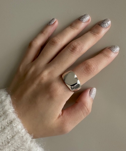 whoseA（フーシー）の「【silver925】polygonRing/ポリゴン リング（リング・レディース・シルバー・9号/13号/15号）」の3枚目の写真