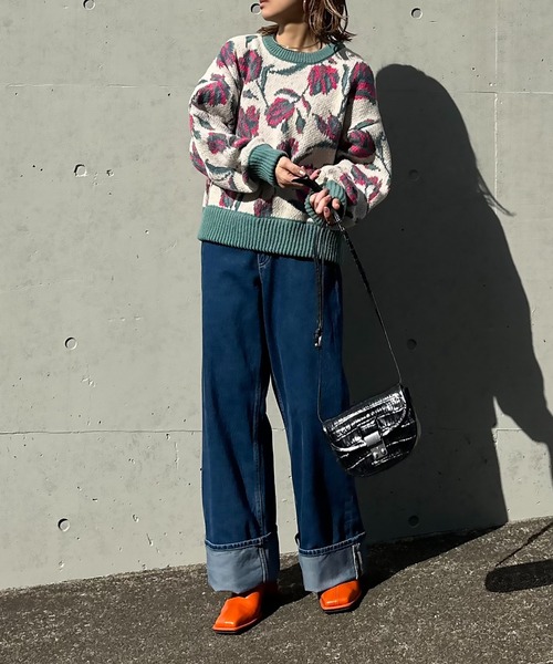 mi via loca（ミヴィアロカ）の「ダブルジャガード フラワー柄 ニットプルオーバー（ニット/セーター・レディース・ブラウン/アイボリー・FREE）」の15枚目の写真