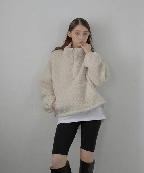 MINERTE（ミネルテ）の「【MINERTE】glitter boa half zip pullover / ラメリングボアハーフジッププルオーバー（ブルゾン・レディース・アイボリー/ブラック/ライトベージュ・FREE）」の7枚目の写真