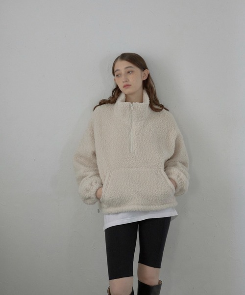 MINERTE（ミネルテ）の「【MINERTE】glitter boa half zip pullover / ラメリングボアハーフジッププルオーバー（ブルゾン・レディース・アイボリー/ブラック/ライトベージュ・FREE）」の11枚目の写真