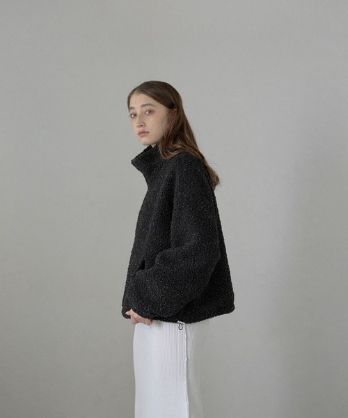 MINERTE（ミネルテ）の「【MINERTE】glitter boa half zip pullover / ラメリングボアハーフジッププルオーバー（ブルゾン・レディース・アイボリー/ブラック/ライトベージュ・FREE）」の12枚目の写真