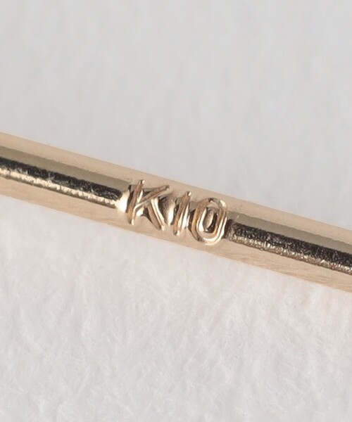 BEAUTY&YOUTH UNITED ARROWS(ビューティーアンドユースユナイテッドアローズ)の「K10 ボールピアス/2㎜(ピアス(両耳用)・レディース・ゴールド・FREE)」の4枚目の写真