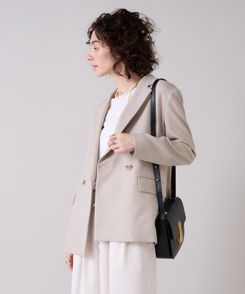 Liesse(リエス)の「テーラードジャケット(その他アウター・レディース・ブラック/グレイッシュベージュ・FREE)」の5枚目の写真