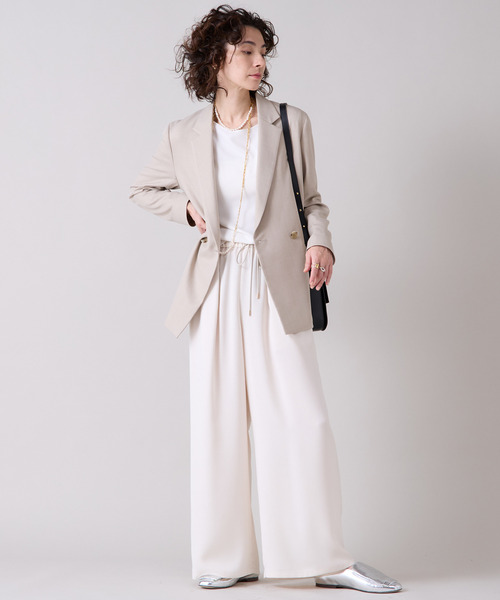 Liesse(リエス)の「テーラードジャケット(その他アウター・レディース・ブラック/グレイッシュベージュ・FREE)」の14枚目の写真