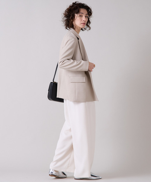 Liesse(リエス)の「テーラードジャケット(その他アウター・レディース・ブラック/グレイッシュベージュ・FREE)」の18枚目の写真