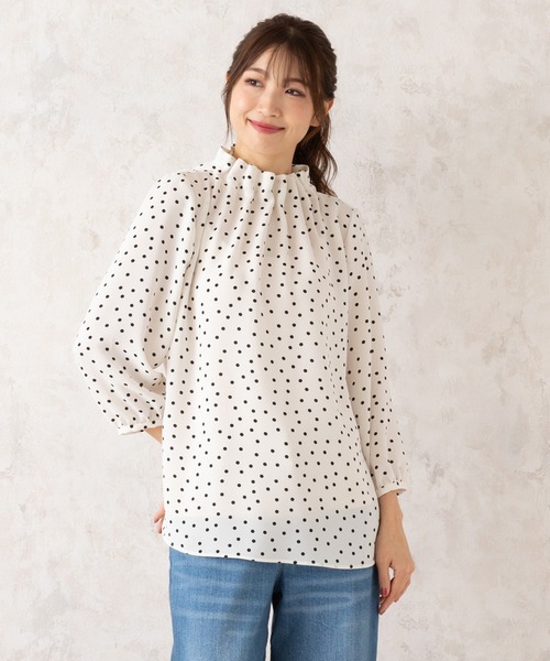 Rose Tiara（ローズティアラ）の「タックブラウス（シャツ/ブラウス・レディース・ピンク/ブラック/オフホワイト・42/38/46）」の8枚目の写真