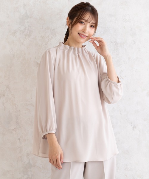 Rose Tiara（ローズティアラ）の「タックブラウス（シャツ/ブラウス・レディース・ピンク/ブラック/オフホワイト・42/38/46）」の4枚目の写真