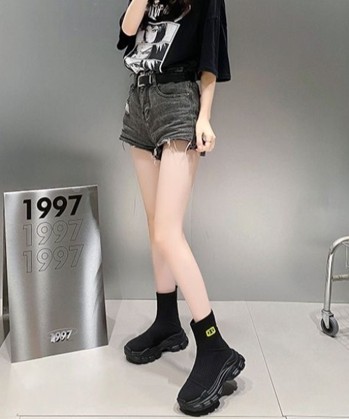 SHEENA(シーナ)の「厚底スニーカーソールソックスブーツ(ブーツ・レディース・ブラック・23.5㎝/24.0cm/24.5㎝)」の4枚目の写真