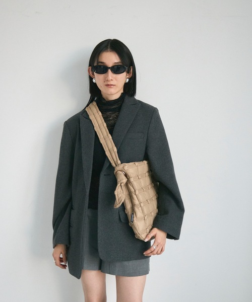 Lutim by u(ルチバイユー)の「Bubble Nylon Shoulder Bag / バブルナイロンショルダーバッグ(トートバッグ・レディース・アイボリー/ベージュ・FREE)」の11枚目の写真