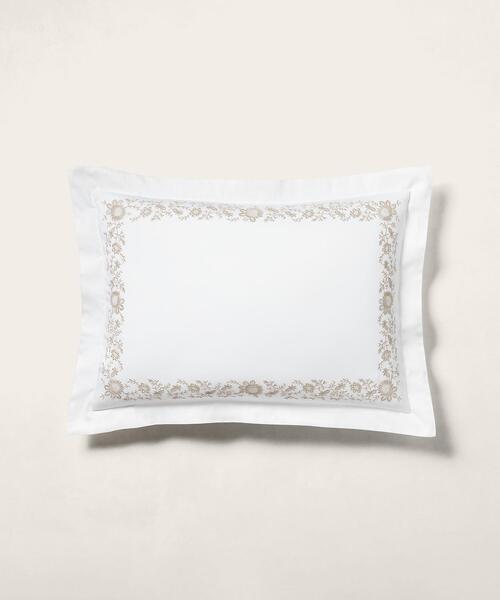 オーガニック コットン Eloise エンブロイダリー ピローシャム（寝具）｜RALPH LAUREN HOME（ラルフ ローレン ホーム）