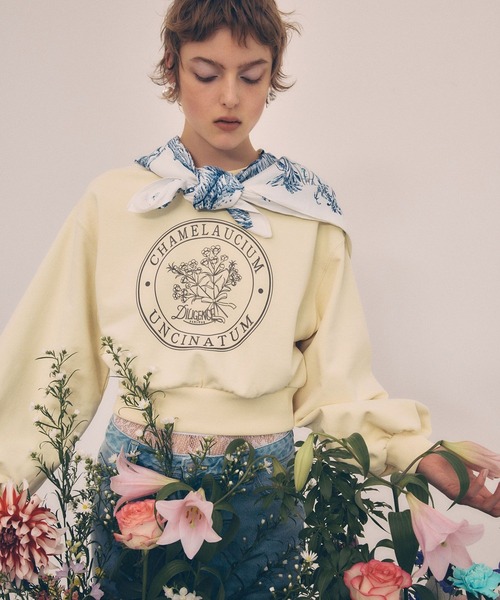 VIS(ビス)の「【DILIGENCE PARLOUR】VIS別注モデルフラワーロゴスウェット【セットアップ対応】(スウェット・レディース・ネイビー/ブルー系その他6/イエロー・FREE)」の6枚目の写真