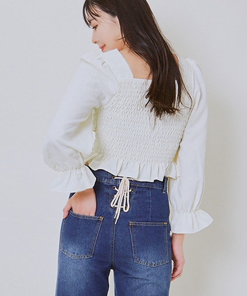 GORGE(ゴージ)の「《前後2WAY×スクエアネック》レディース シャーリングブラウス 体型カバー 春夏秋(シャツ/ブラウス・レディース・ラベンダー/アイボリー/ブラック/ホワイト系その他/ブラック系その他・F)」の7枚目の写真