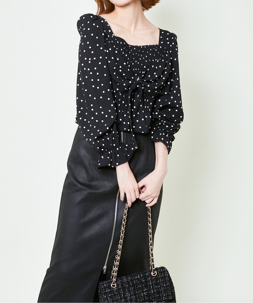GORGE(ゴージ)の「《前後2WAY×スクエアネック》レディース シャーリングブラウス 体型カバー 春夏秋(シャツ/ブラウス・レディース・ラベンダー/アイボリー/ブラック/ホワイト系その他/ブラック系その他・F)」の19枚目の写真