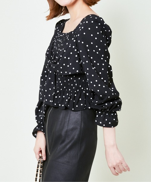 GORGE(ゴージ)の「《前後2WAY×スクエアネック》レディース シャーリングブラウス 体型カバー 春夏秋(シャツ/ブラウス・レディース・ラベンダー/アイボリー/ブラック/ホワイト系その他/ブラック系その他・F)」の20枚目の写真