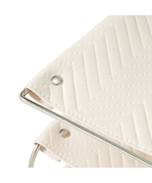 Francfranc（フランフラン）の「キルティング トレイ3段 アイボリー（ステーショナリー・レディース・アイボリー・FREE）」の5枚目の写真