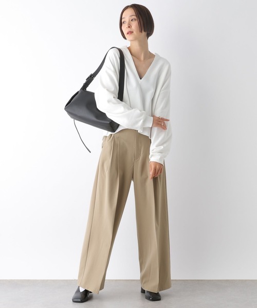 LEPSIM（レプシィム）の「深Vネックプルオーバー　289456（Tシャツ/カットソー・レディース・ライトグレー/オフホワイト/チャコールグレー・FREE）」の9枚目の写真