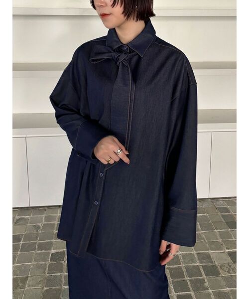 LAGUNAMOON（ラグナムーン）の「【柳橋唯コラボ】ワイドスリーブタイネックシャツ（シャツ/ブラウス・レディース・インディゴブルー/ホワイト・FREE）」の21枚目の写真