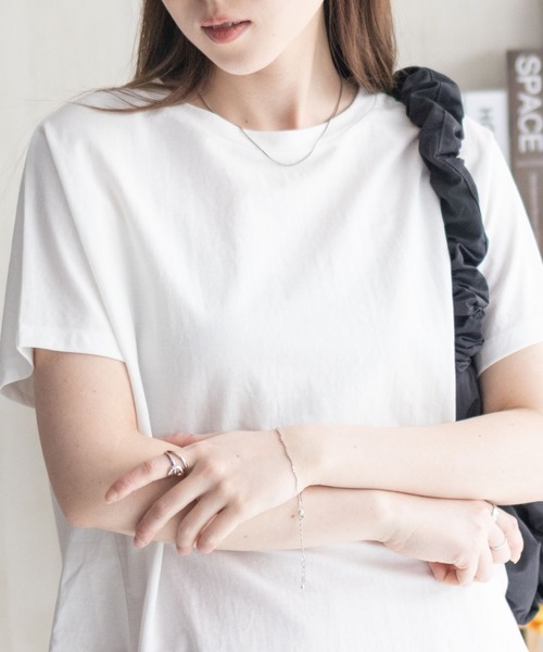 NAVY(ネイビー)の「nAvy SARARI 裾タックチュニック(Tシャツ/カットソー・レディース・ホワイト/ラベンダー/エメラルド/チャコールグレー・M/L)」の6枚目の写真