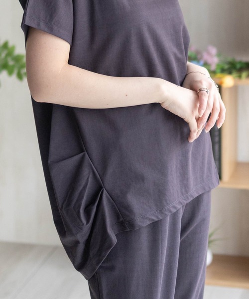 NAVY(ネイビー)の「nAvy SARARI 裾タックチュニック(Tシャツ/カットソー・レディース・ホワイト/ラベンダー/エメラルド/チャコールグレー・M/L)」の14枚目の写真