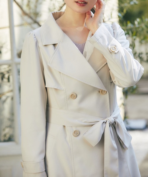 tocco closet（トッコ　クローゼット）の「ウエストりぼん付き後ろチュール切り替えトレンチコート（トレンチコート・レディース・ベージュ/ネイビー/ライトベージュ・M）」の16枚目の写真