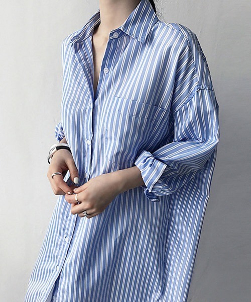 SallyLunn(サリーラン)の「ストライプシャツワンピース(シャツ/ブラウス・レディース・ホワイト/ブルー・LARGE/MEDIUM)」の4枚目の写真