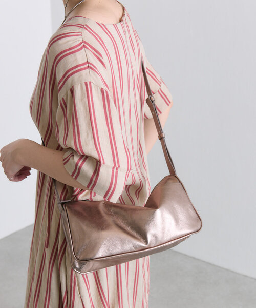 ear PAPILLONNER（イアパピヨネ）の「《本革/280g》ミニスワロー